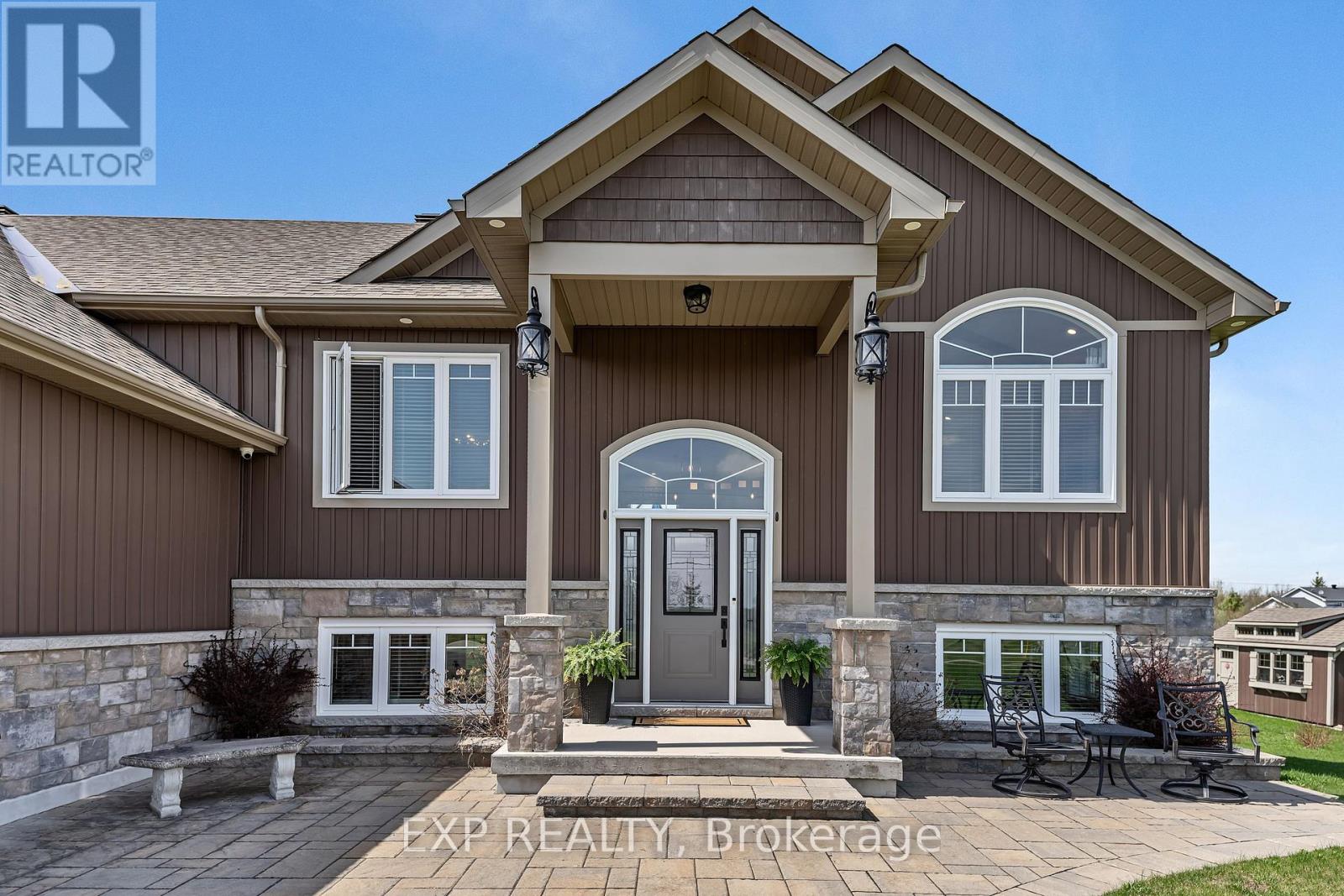 250 BRISTOW ROAD, Montague, Ontario