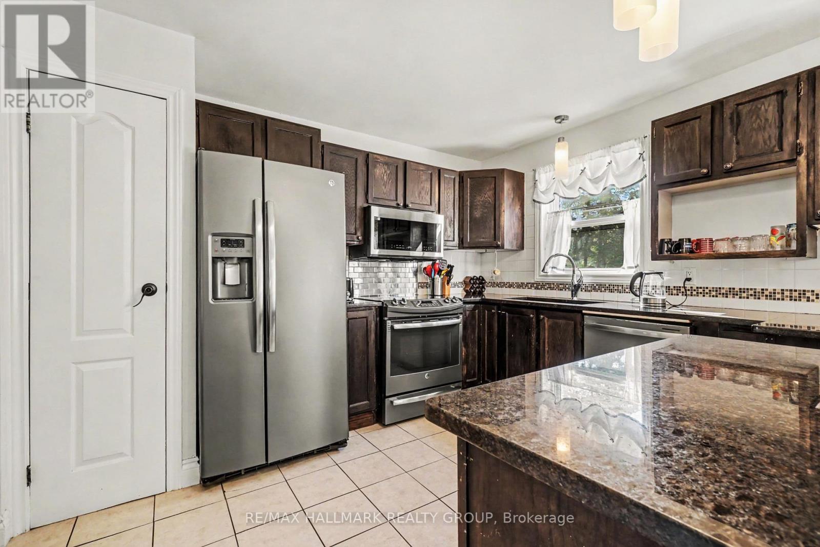 52 Castlebeau Street, Russell, Ontario  K0A 1W0 - Photo 11 - X13175496