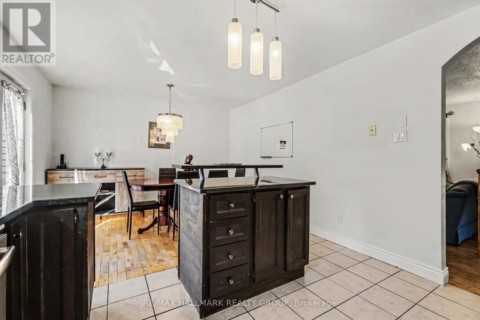 52 Castlebeau Street, Russell, Ontario  K0A 1W0 - Photo 8 - X13175496