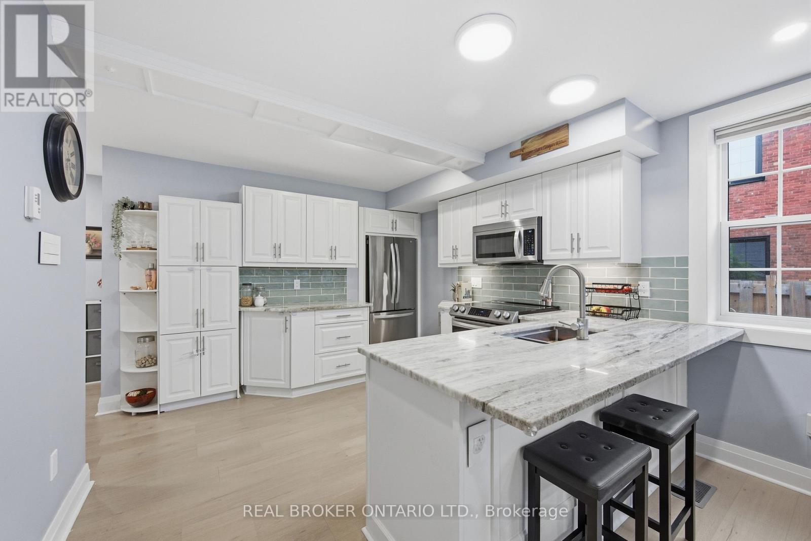 118 Brock Street E, Merrickville-Wolford, Ontario  K0G 1N0 - Photo 10 - X13176364