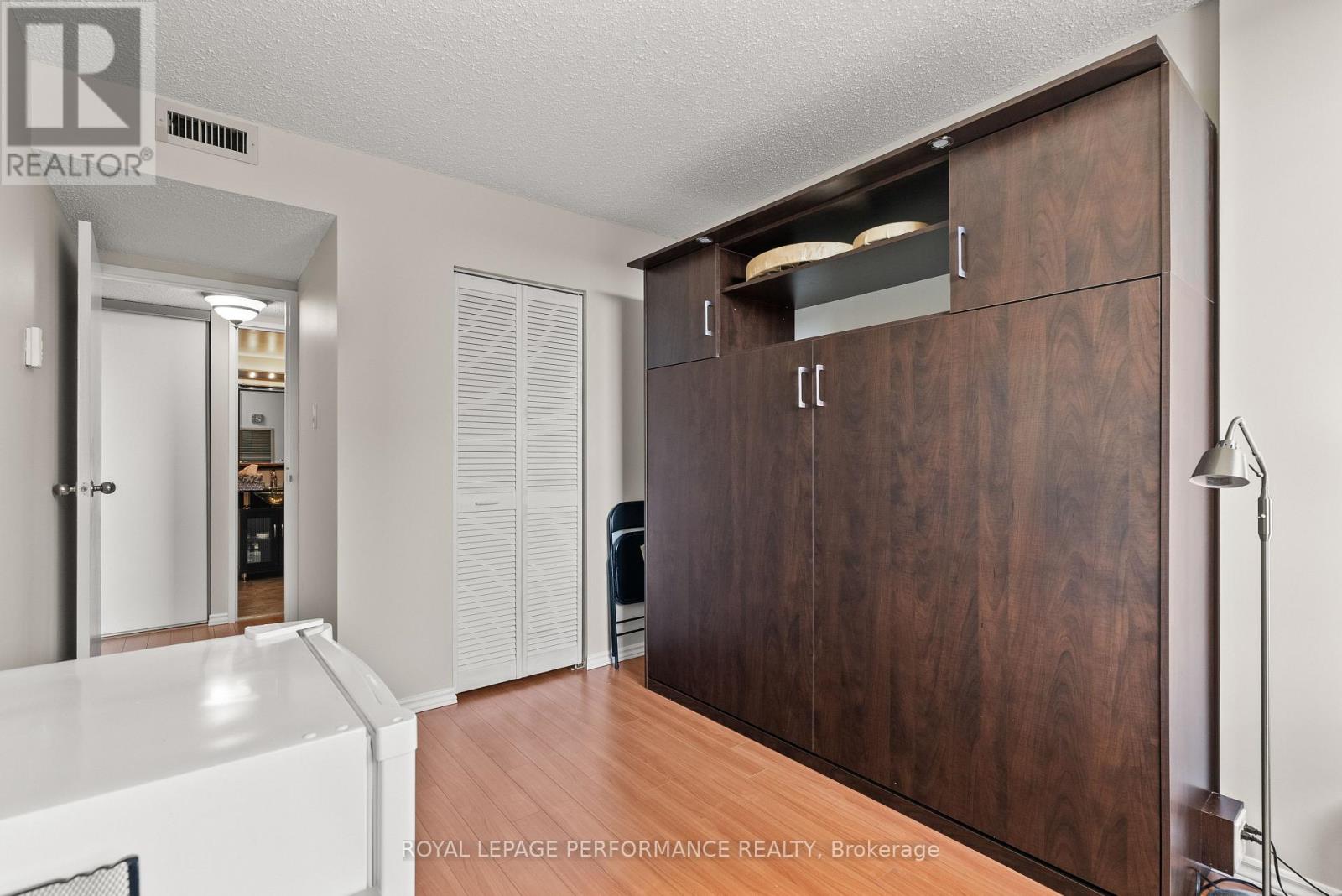 Unit #407 - 200 Lafontaine Avenue, Ottawa, Ontario  K1L 8K8 - Photo 13 - X13176570