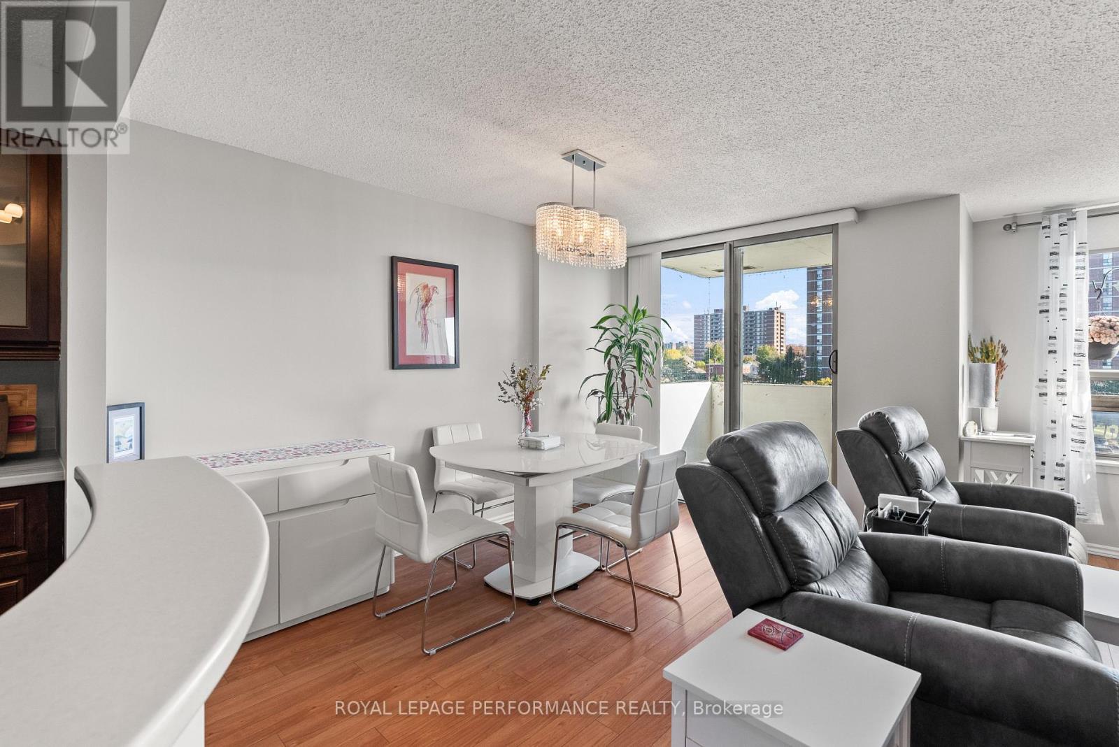 Unit #407 - 200 Lafontaine Avenue, Ottawa, Ontario  K1L 8K8 - Photo 7 - X13176570