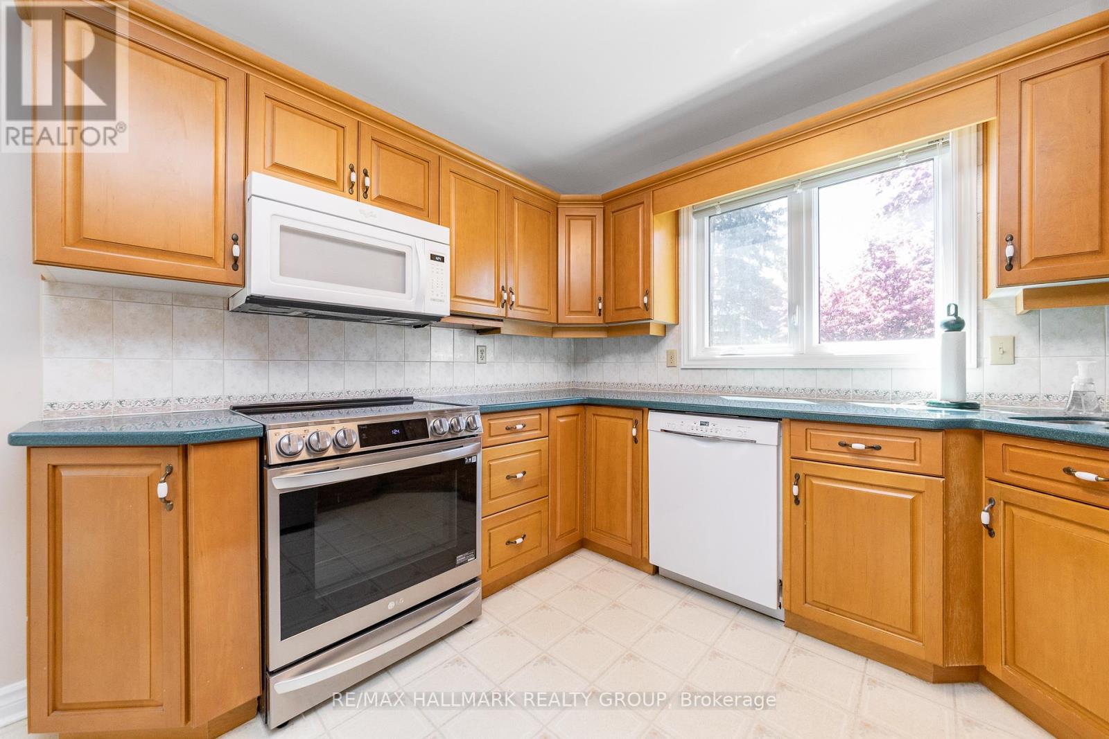 8 Trotting Way, Ottawa, Ontario  K2M 1B2 - Photo 18 - X13177058