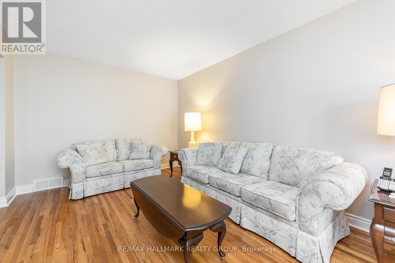 8 Trotting Way, Ottawa, Ontario  K2M 1B2 - Photo 5 - X13177058