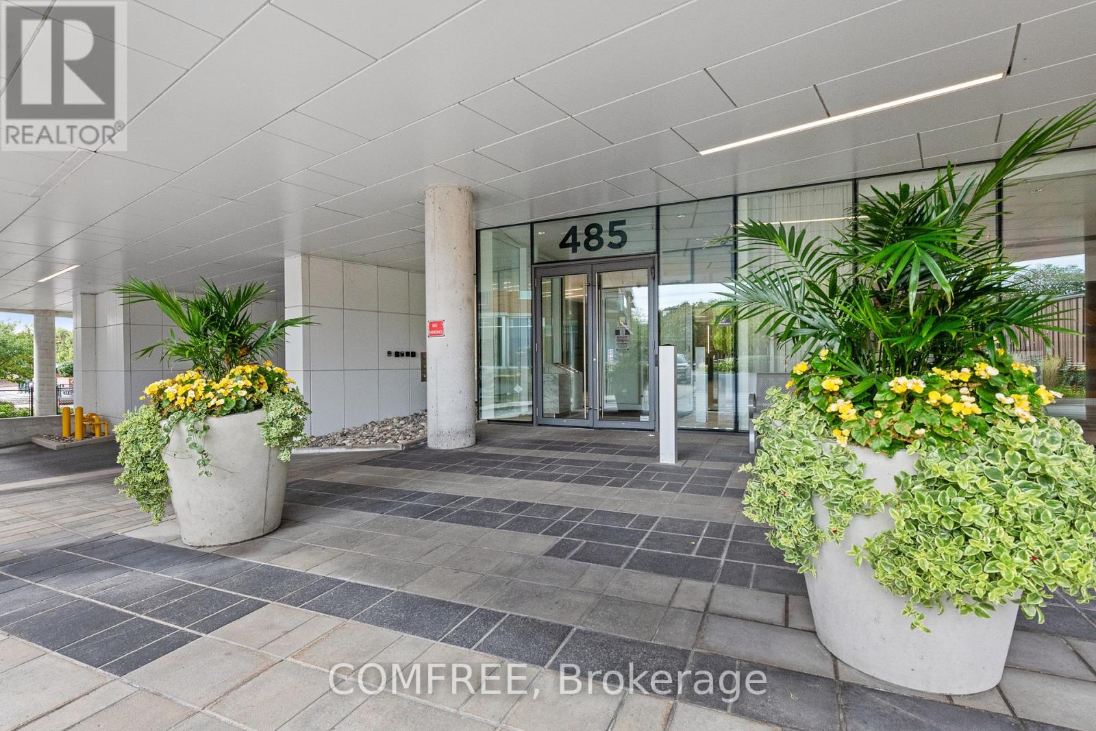 606 - 485 Richmond Road, Ottawa, Ontario  K2A 3W9 - Photo 2 - X13177272