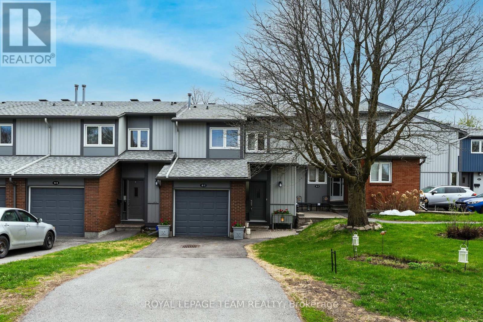 C - 18 Benlea Drive, Ottawa, Ontario  K2G 4A8 - Photo 2 - X13177390