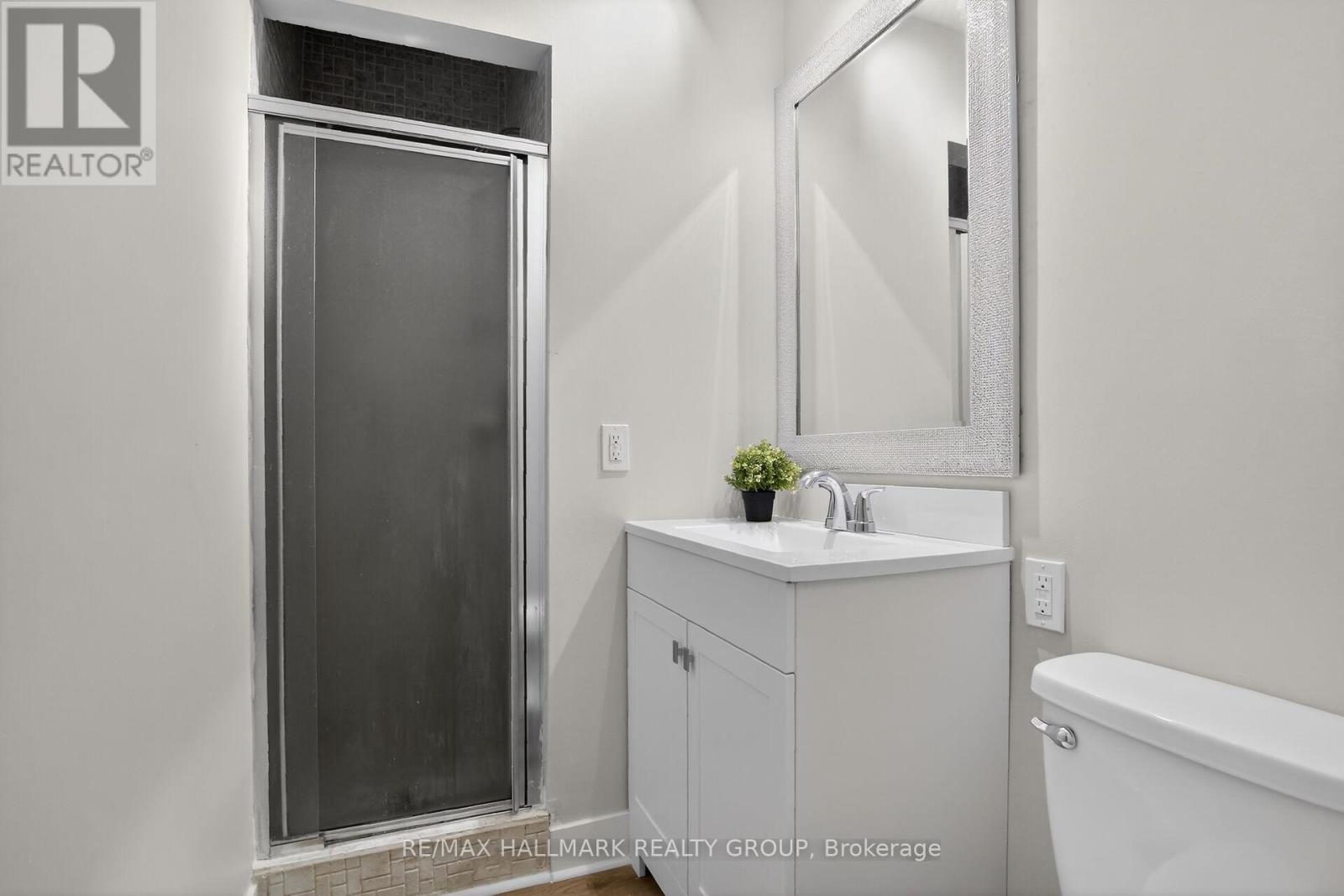 2 Birdstone Avenue, Ottawa, Ontario  K2S 0S2 - Photo 13 - X13178088
