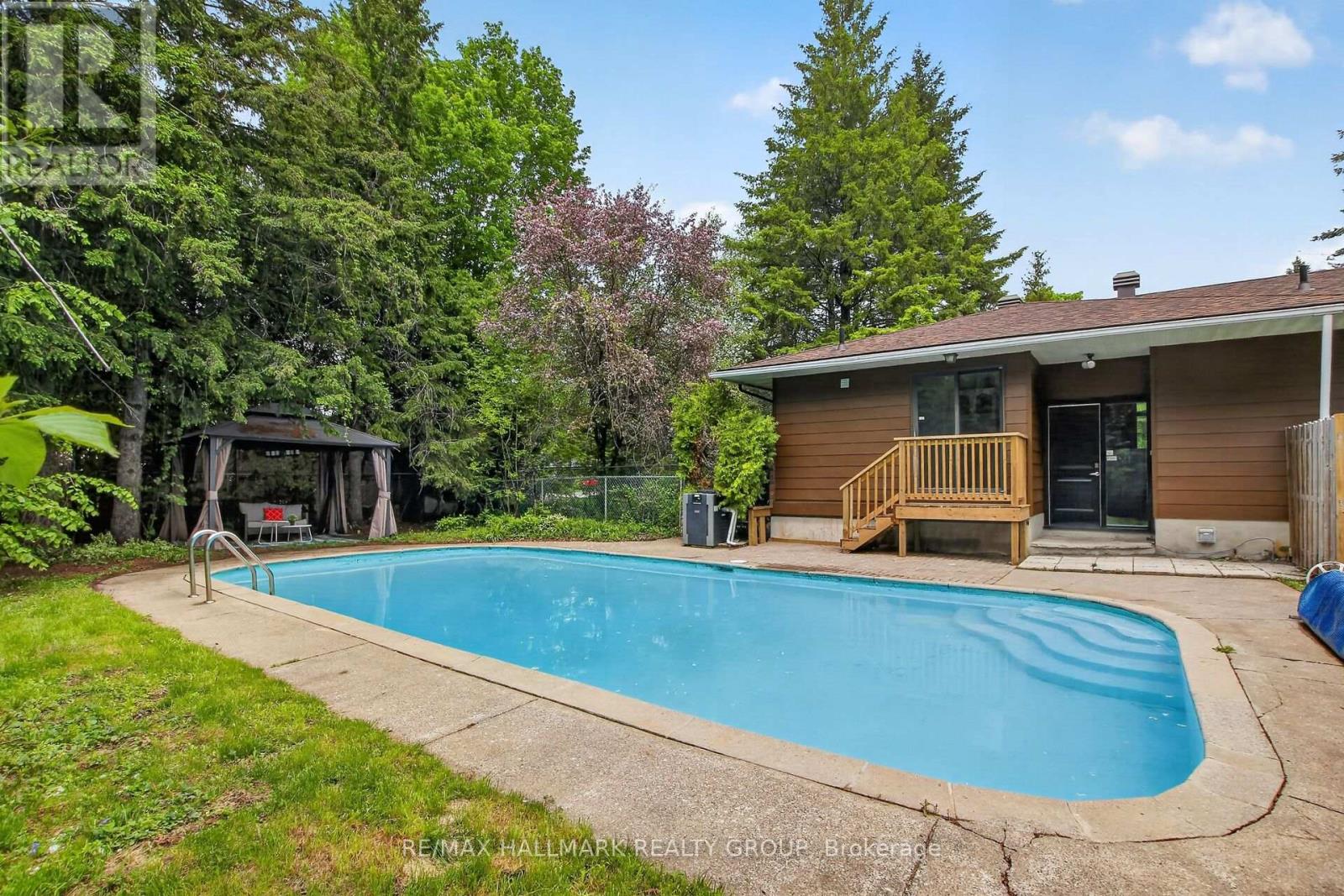 2 Birdstone Avenue, Ottawa, Ontario  K2S 0S2 - Photo 38 - X13178088