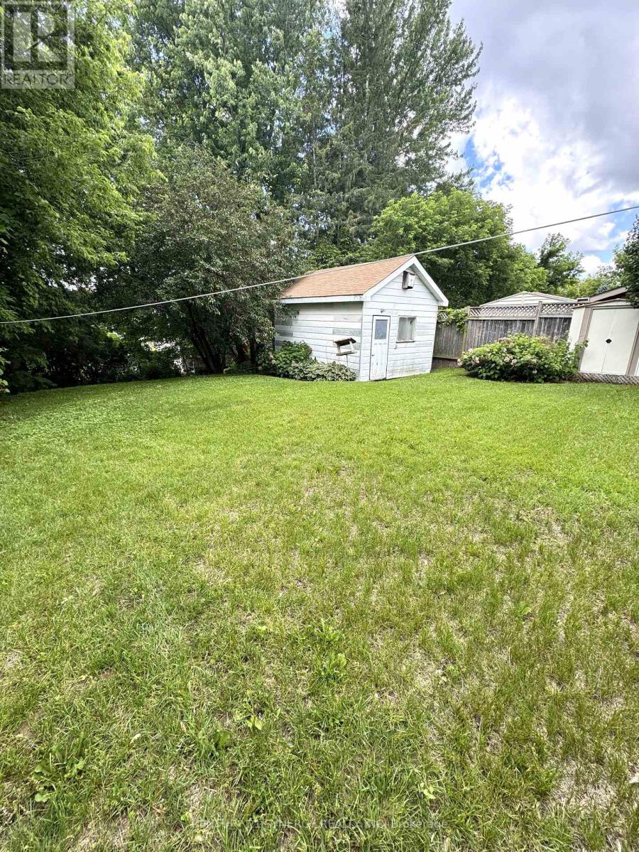 927-931 Laurier Street, Clarence-Rockland, Ontario  K4K 1G4 - Photo 4 - X13179688