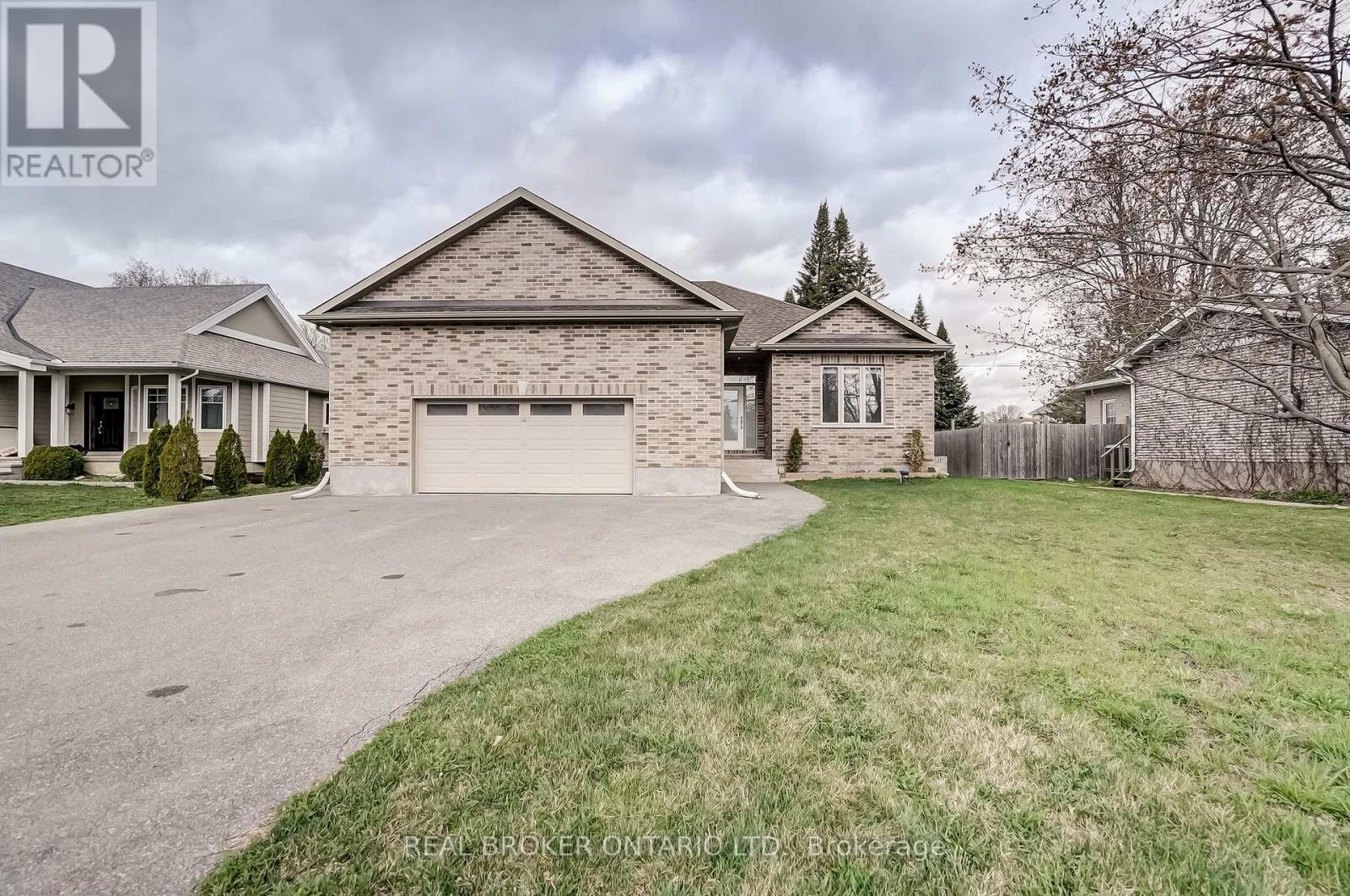 6237 PERTH STREET, Ottawa, Ontario