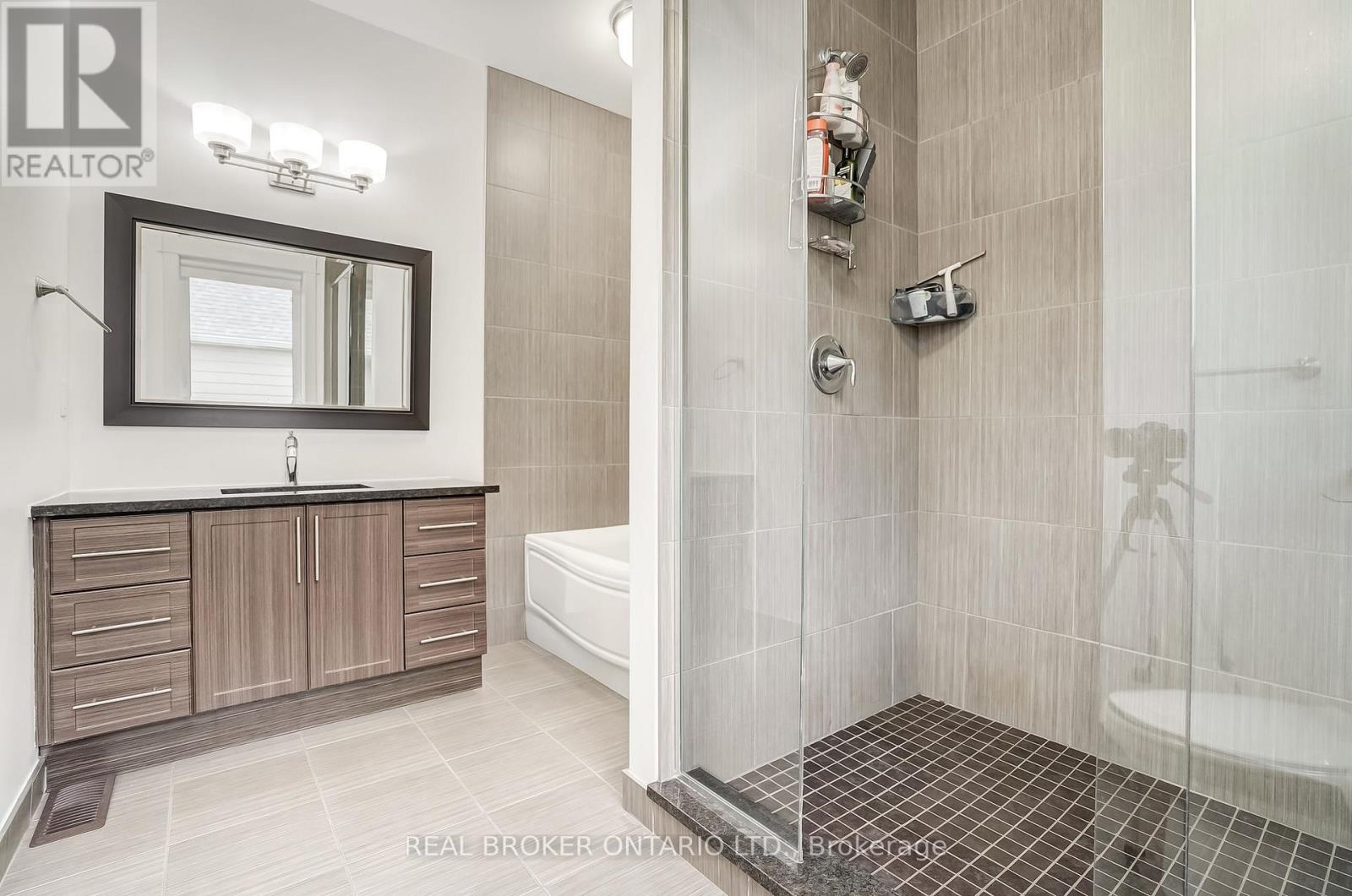 6237 Perth Street, Ottawa, Ontario  K0A 1Z0 - Photo 13 - X13182670