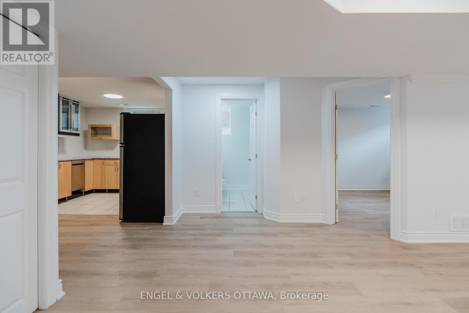 B - 1649 Rosebella Avenue, Ottawa, Ontario  K1T 1E9 - Photo 13 - X13183224