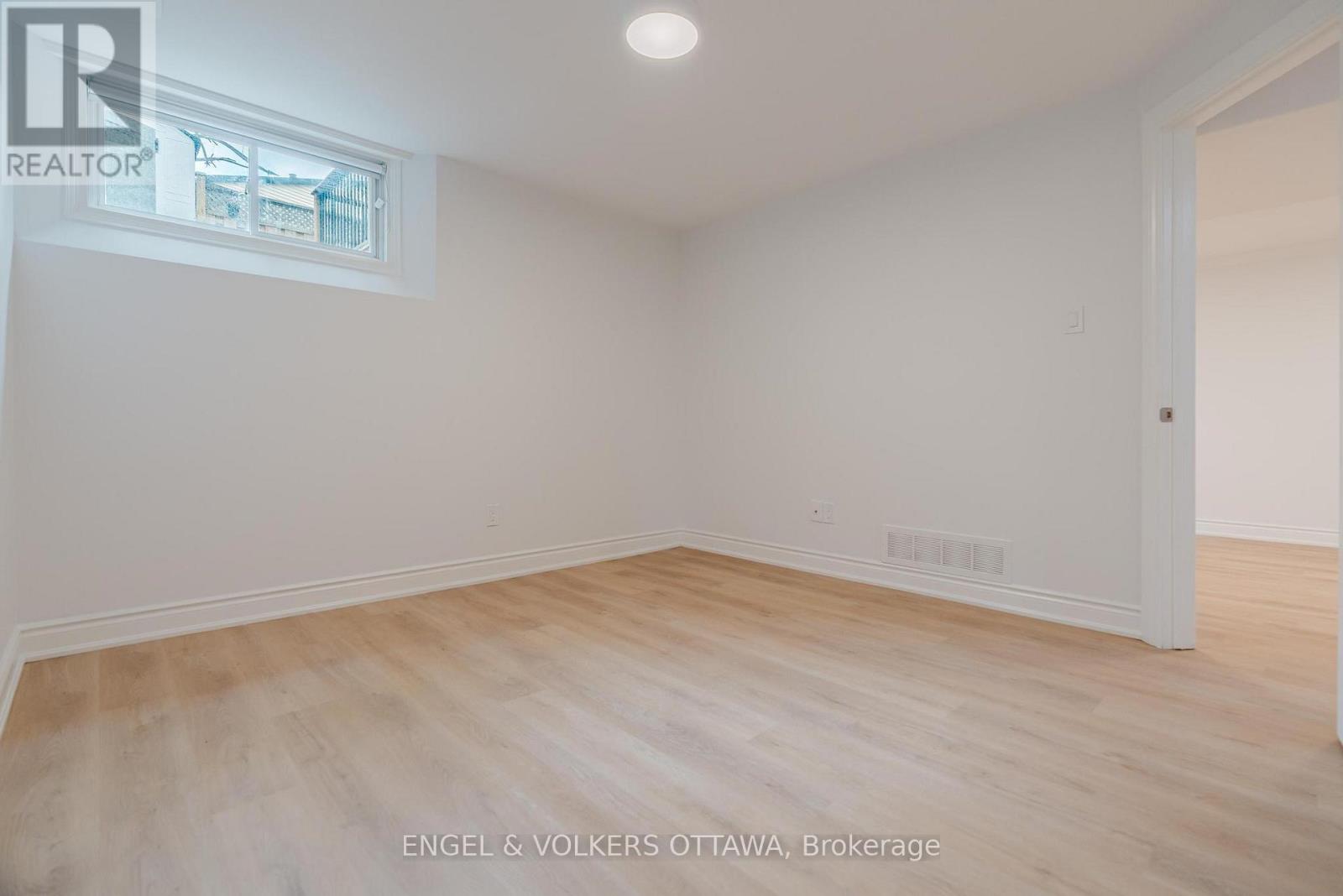 B - 1649 Rosebella Avenue, Ottawa, Ontario  K1T 1E9 - Photo 18 - X13183224