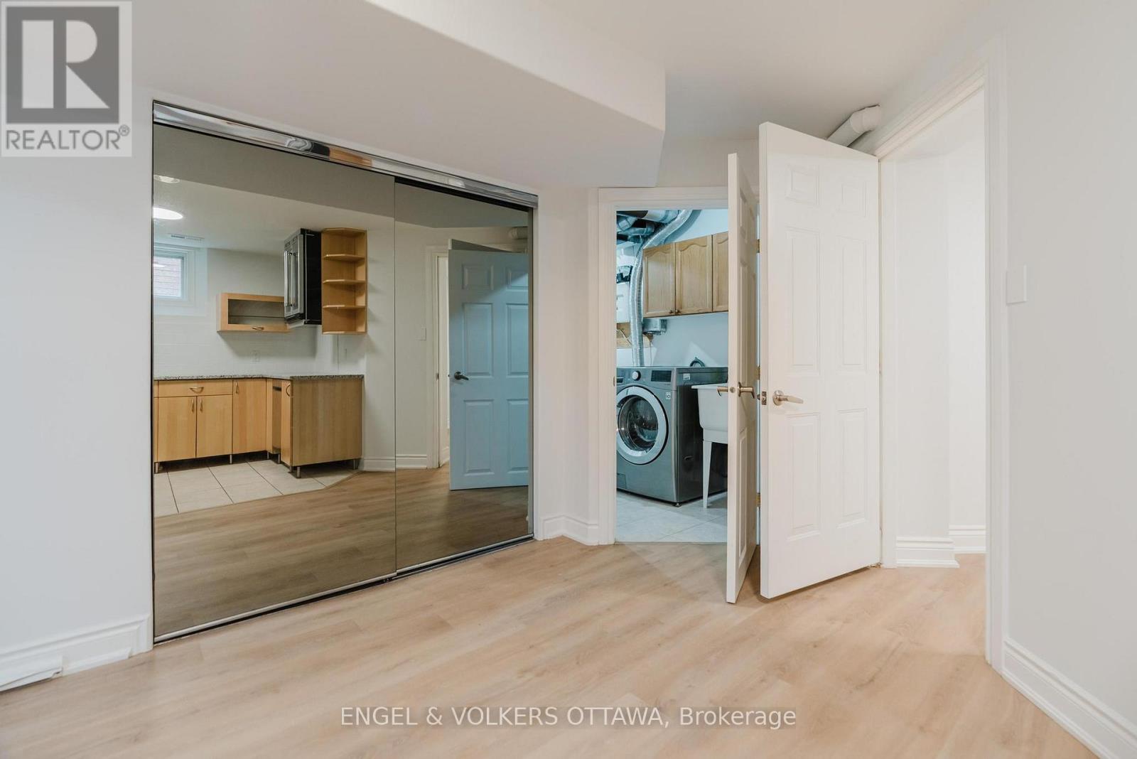 B - 1649 Rosebella Avenue, Ottawa, Ontario  K1T 1E9 - Photo 31 - X13183224