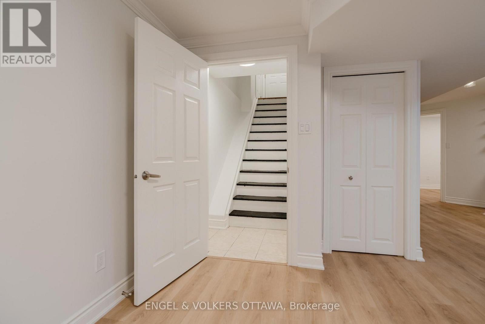 B - 1649 Rosebella Avenue, Ottawa, Ontario  K1T 1E9 - Photo 6 - X13183224