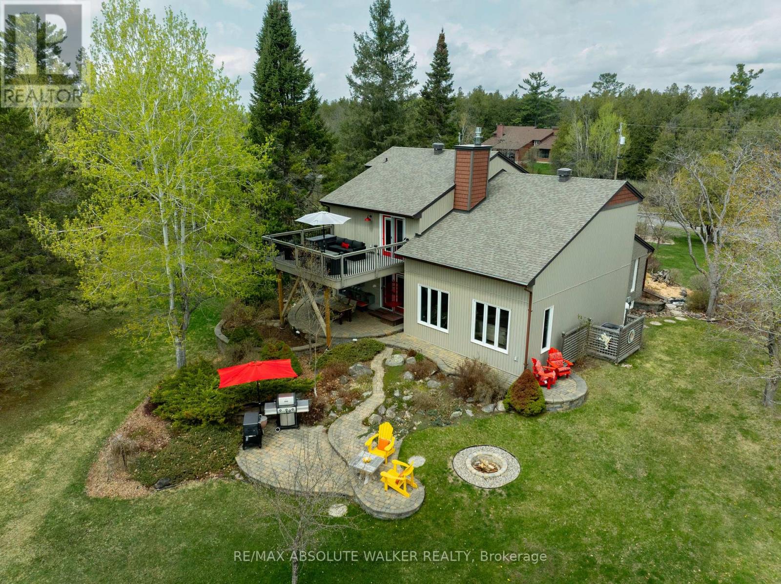 194 WAGON DRIVE, Ottawa, Ontario