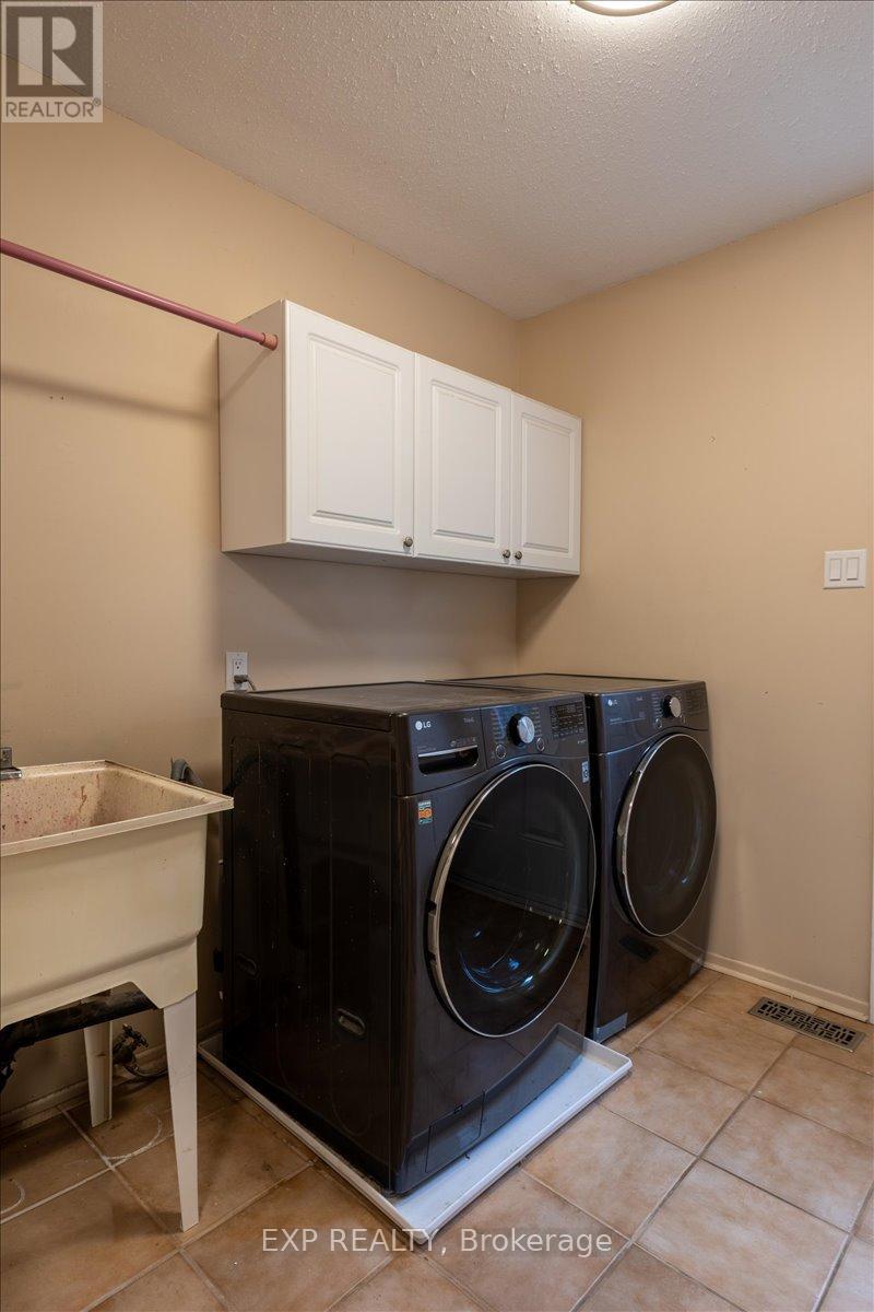 6383 Larmond Avenue, Ottawa, Ontario  K1C 2J9 - Photo 38 - X13183626