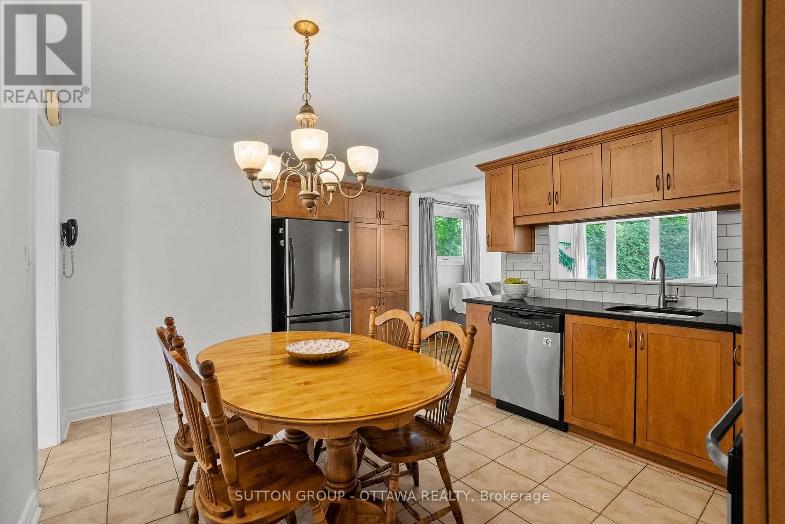 45 Larkspur Drive, Ottawa, Ontario  K2H 6K8 - Photo 14 - X13185518