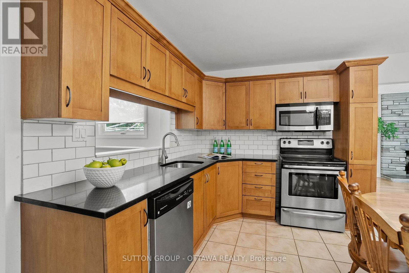 45 Larkspur Drive, Ottawa, Ontario  K2H 6K8 - Photo 15 - X13185518