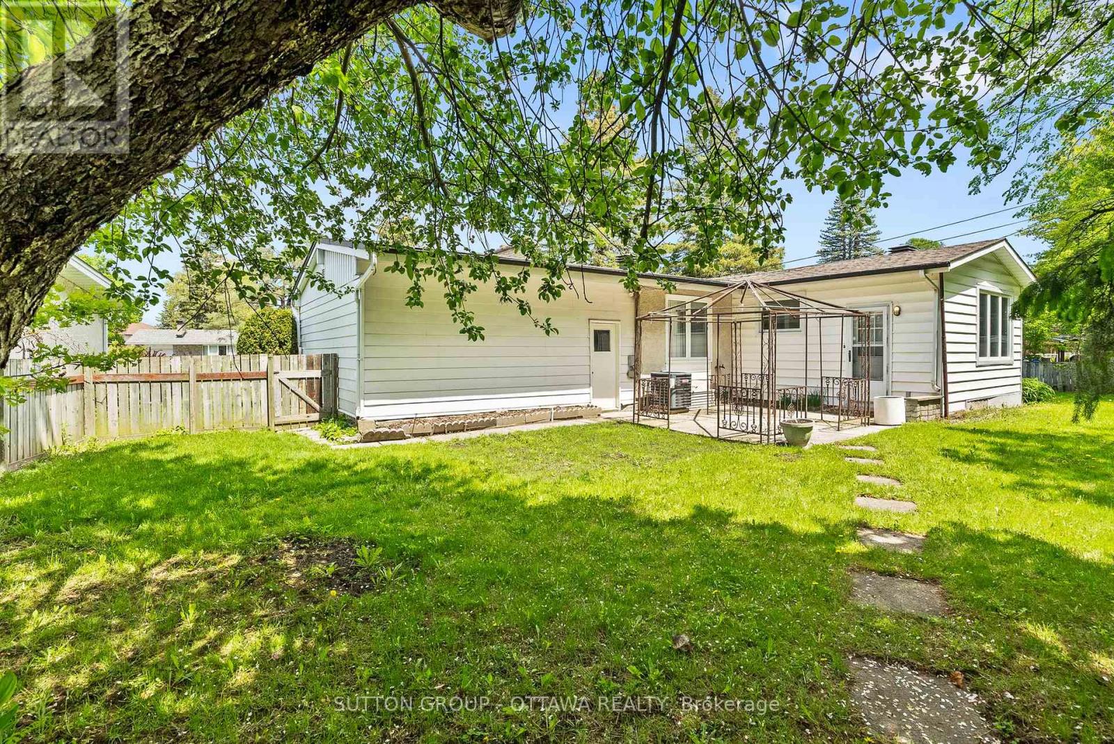 45 Larkspur Drive, Ottawa, Ontario  K2H 6K8 - Photo 41 - X13185518