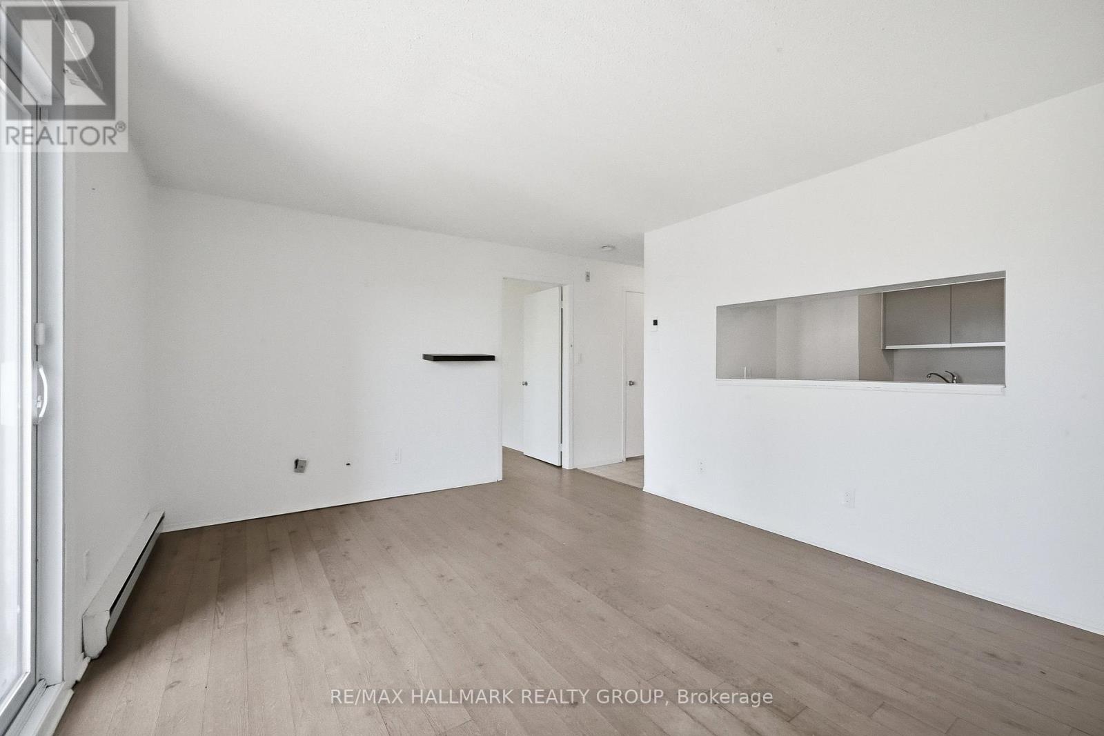 412 - 270 Brittany Drive, Ottawa, Ontario  K1K 4M3 - Photo 10 - X13188472