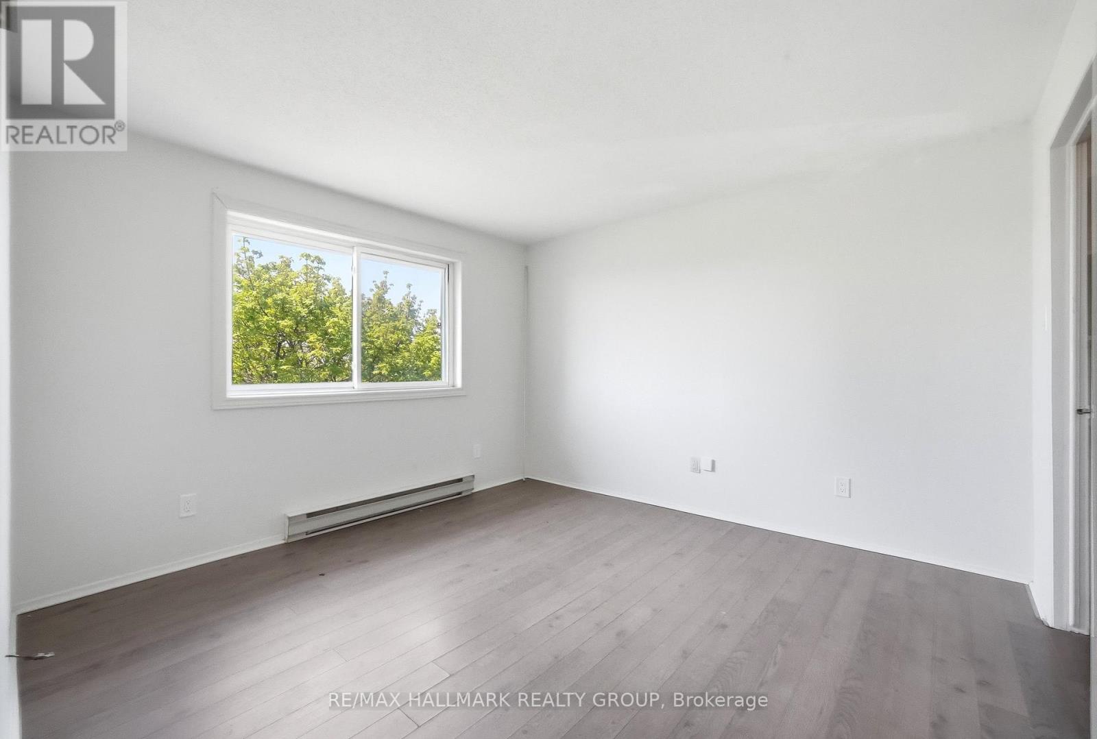 412 - 270 Brittany Drive, Ottawa, Ontario  K1K 4M3 - Photo 12 - X13188472
