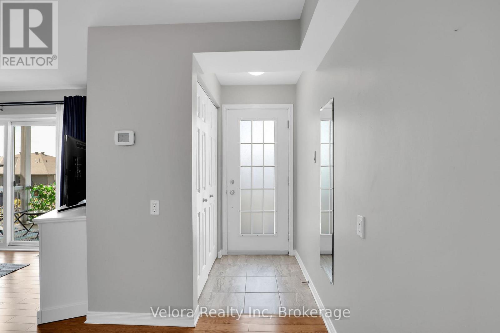 209 - 3275 St Joseph Boulevard, Ottawa, Ontario  K1E 3Y3 - Photo 3 - X13190316