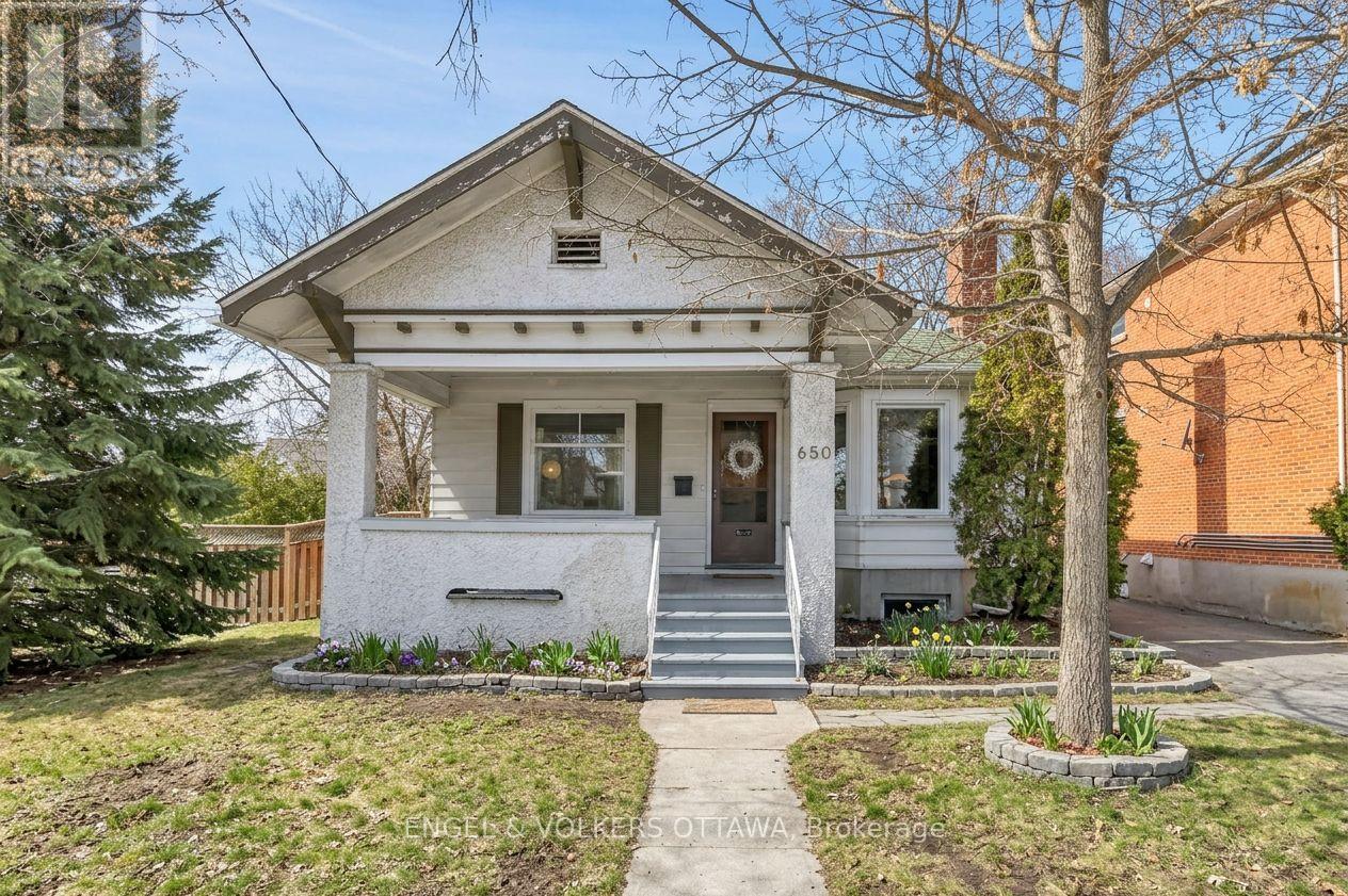 650 CHURCHILL AVENUE N, Ottawa, Ontario