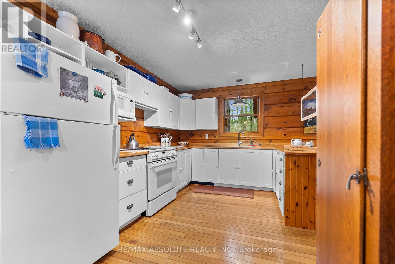 21 Forest Ridge Road, Mcnab/braeside, Ontario  K7S 3T3 - Photo 17 - X13192392