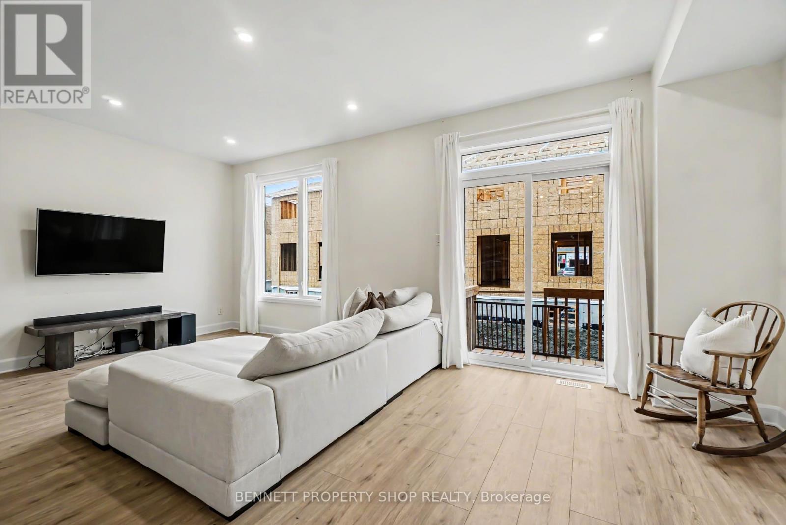 1047 Ventus Way, Ottawa, Ontario  K1W 0M5 - Photo 7 - X13195130