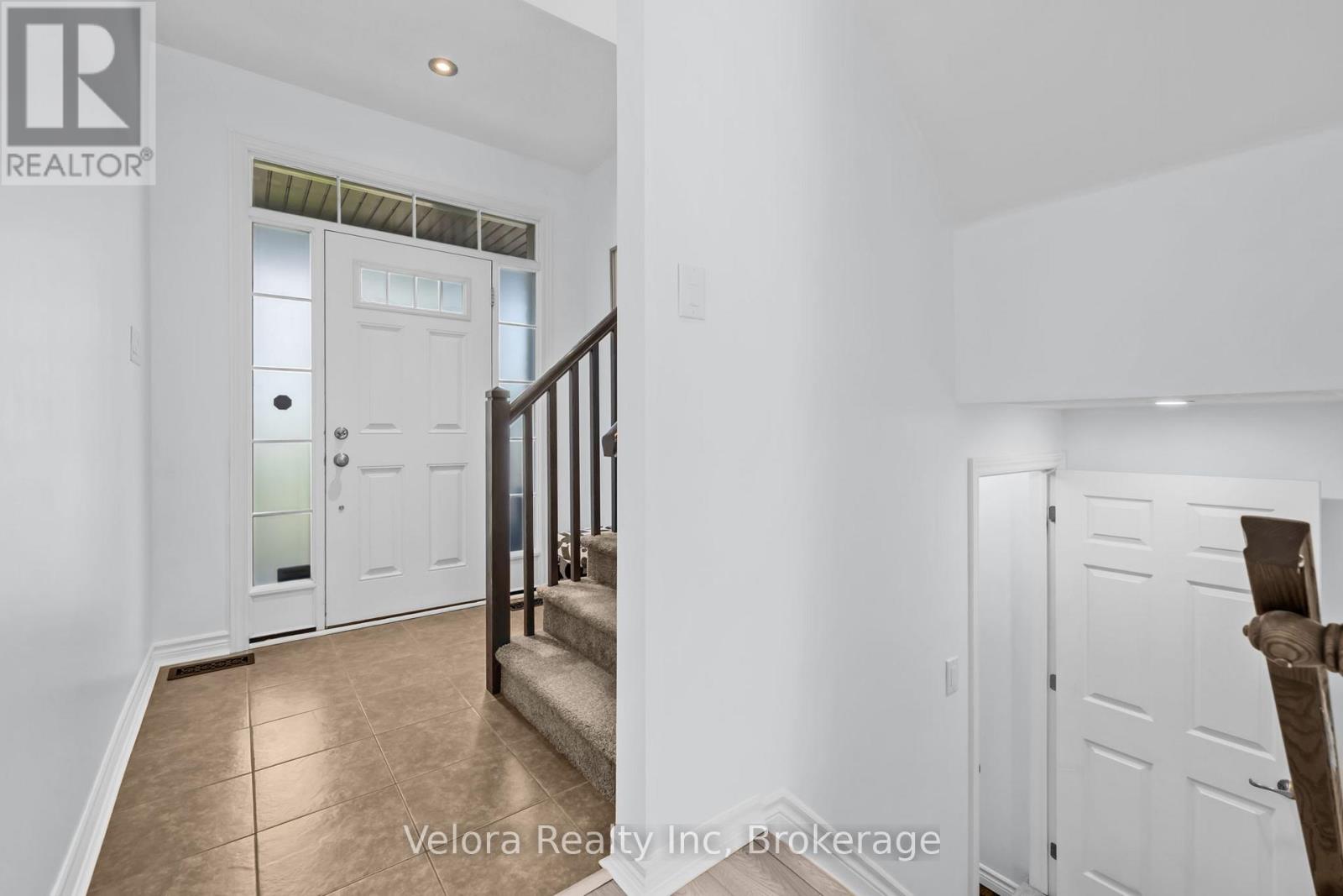 165 Santolina Street, Ottawa, Ontario  K2S 0W9 - Photo 4 - X13202104