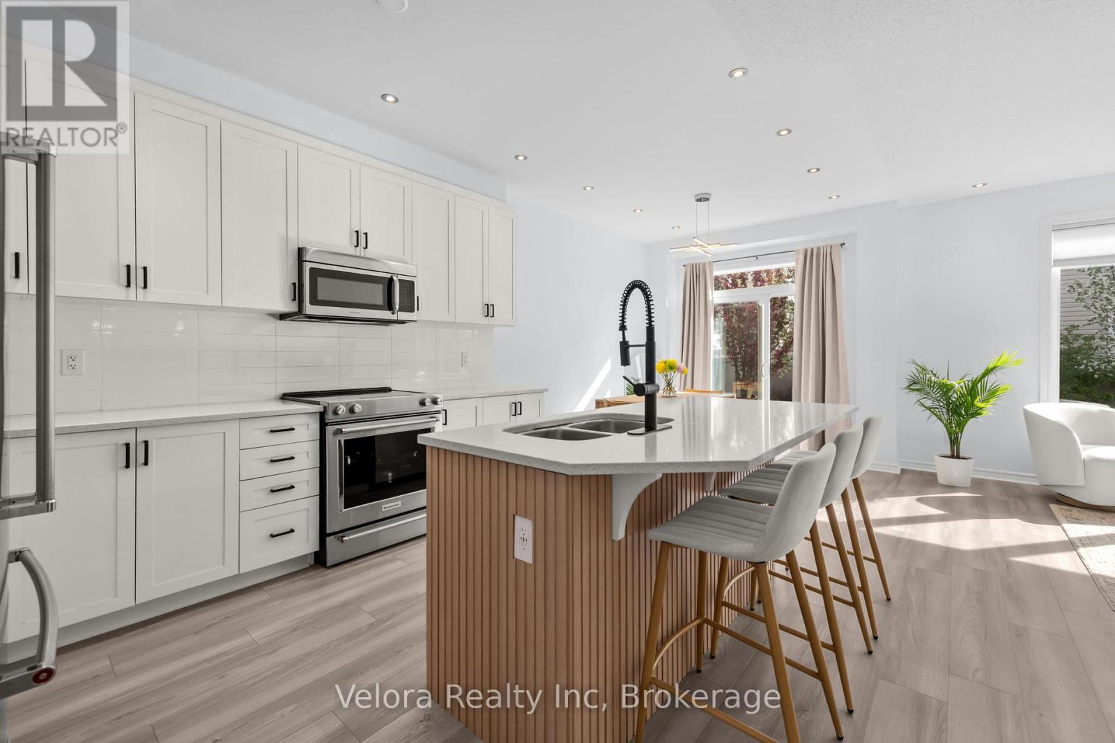165 Santolina Street, Ottawa, Ontario  K2S 0W9 - Photo 7 - X13202104
