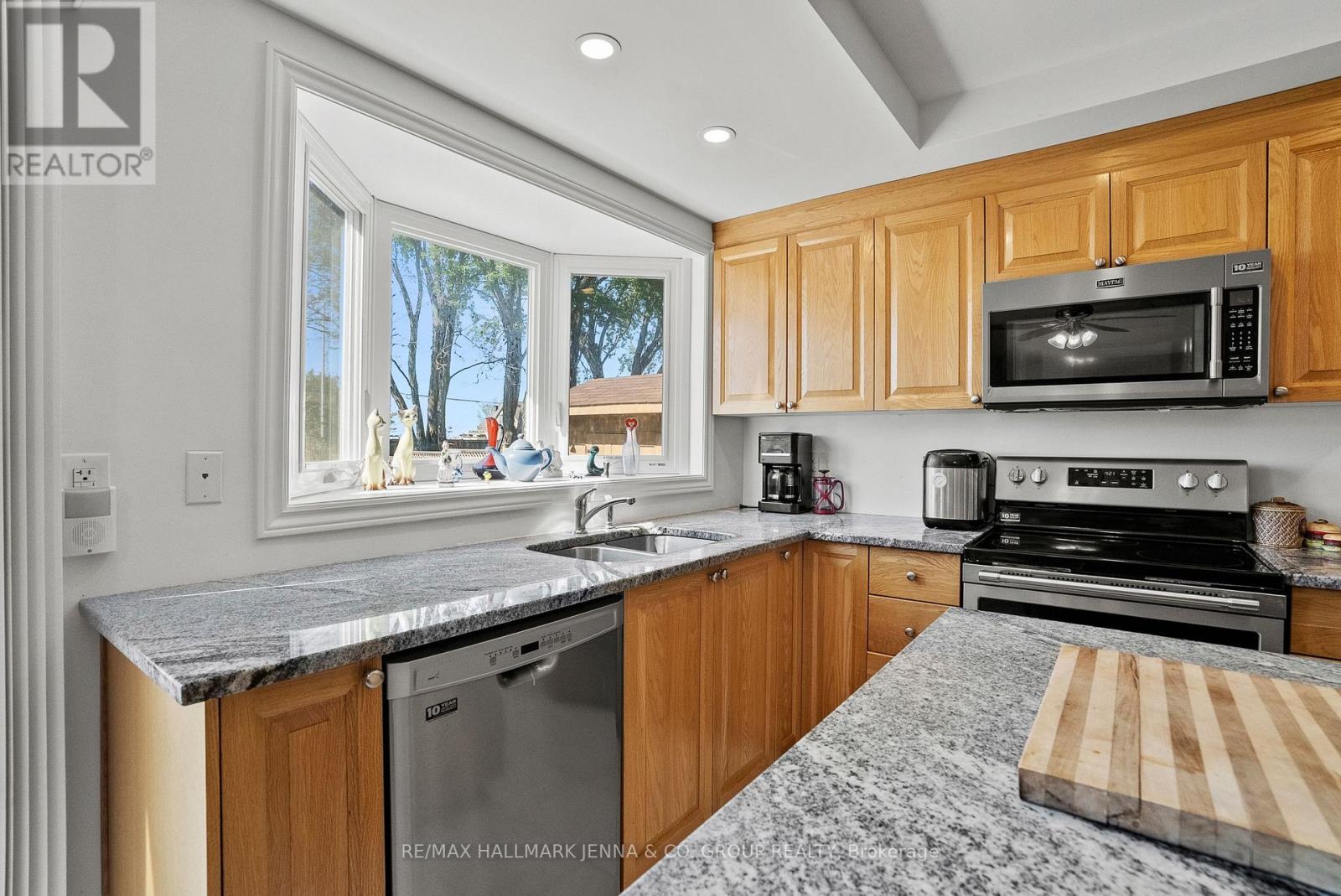 43 Elke Drive, Ottawa, Ontario  K2J 2B9 - Photo 12 - X13203084