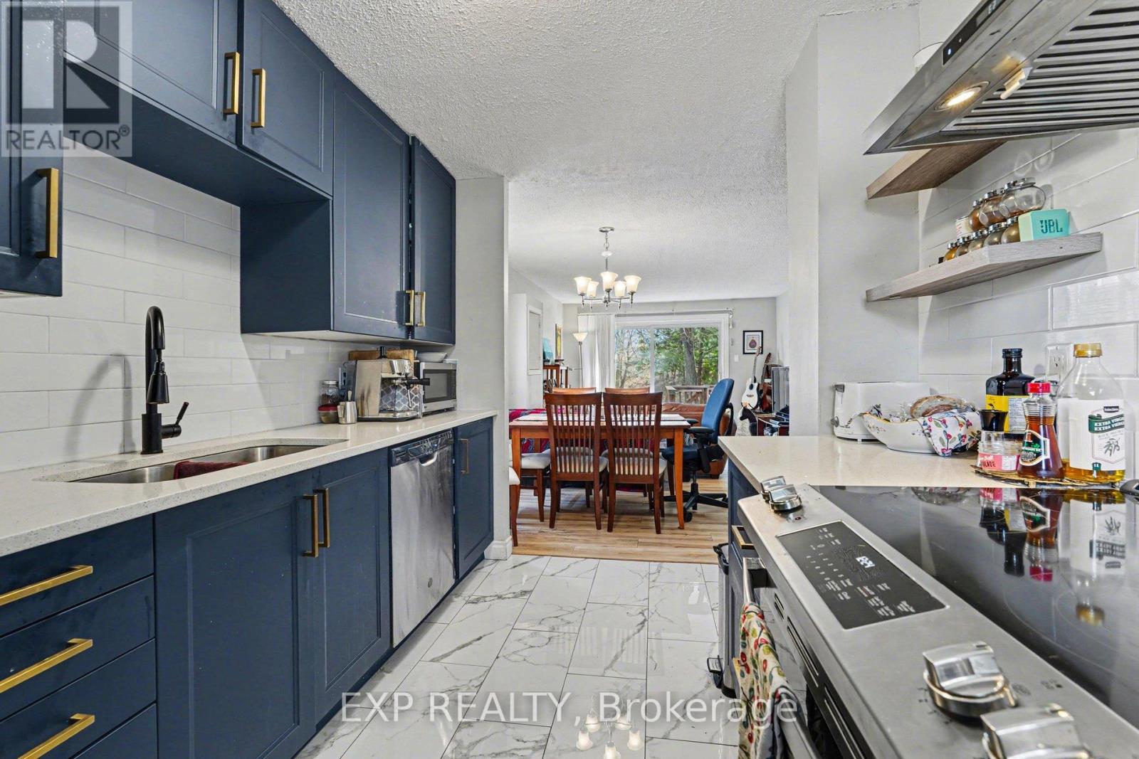 56 Glamorgan Drive, Ottawa, Ontario  K2L 1R4 - Photo 7 - X13203120