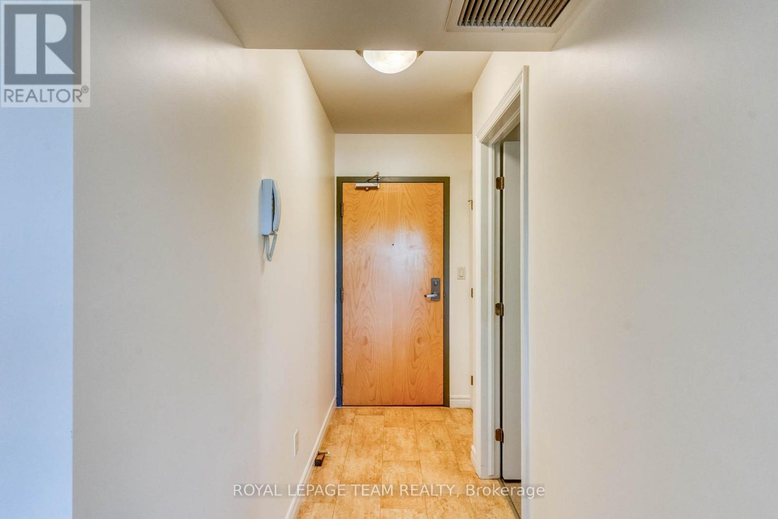 204 - 100 Jamieson Street, Mississippi Mills, Ontario  K0A 1A0 - Photo 4 - X13206028