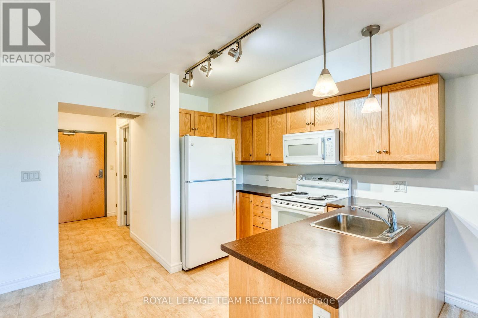 204 - 100 Jamieson Street, Mississippi Mills, Ontario  K0A 1A0 - Photo 7 - X13206028