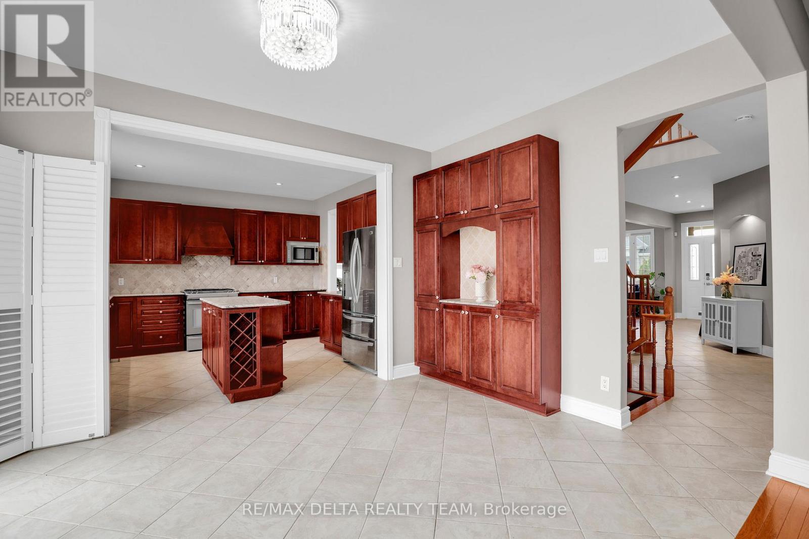 1811 Kingsdale Avenue, Ottawa, Ontario  K1T 1H7 - Photo 12 - X13206044