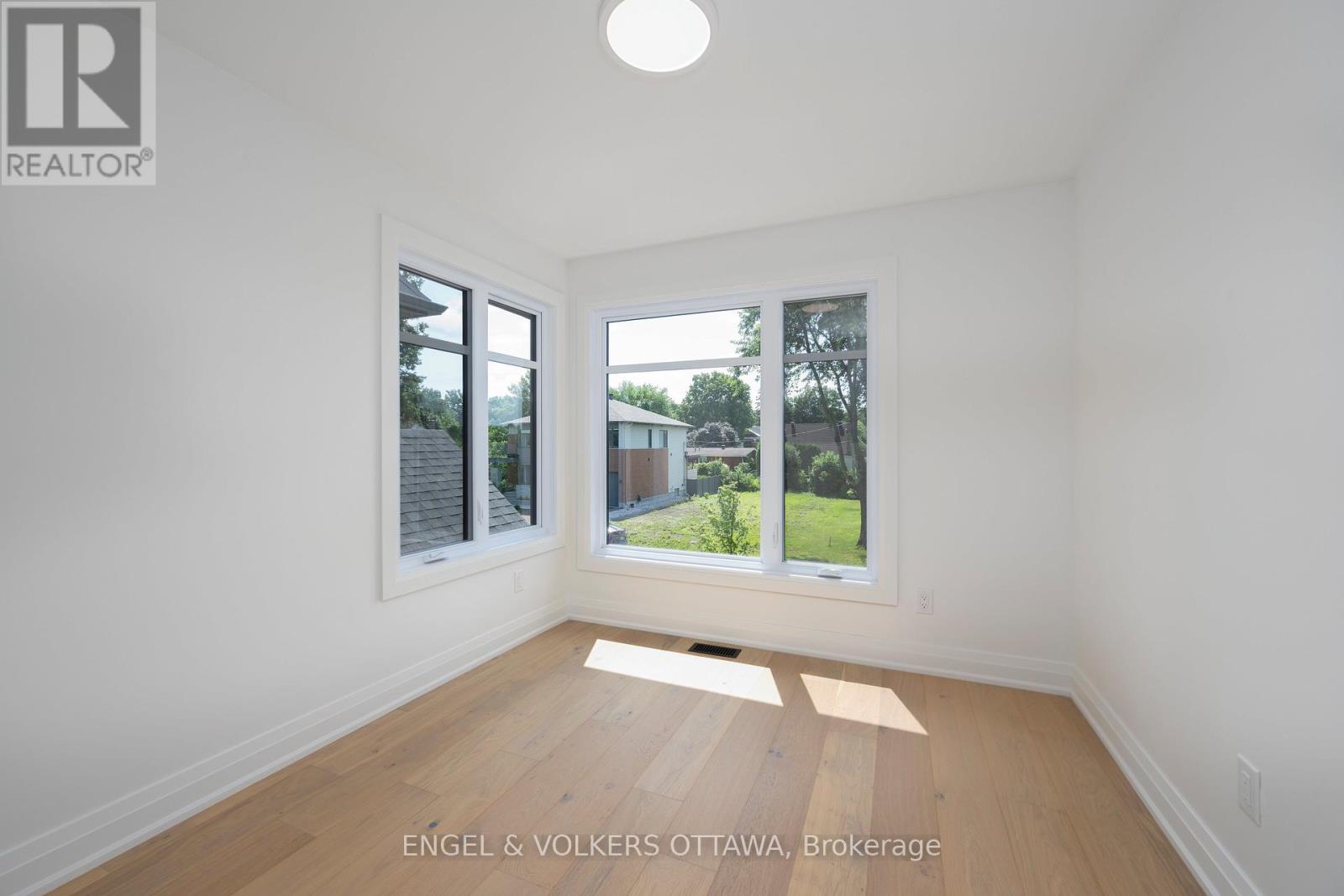 75a Granton Avenue, Ottawa, Ontario  K2G 1W9 - Photo 23 - X13206046