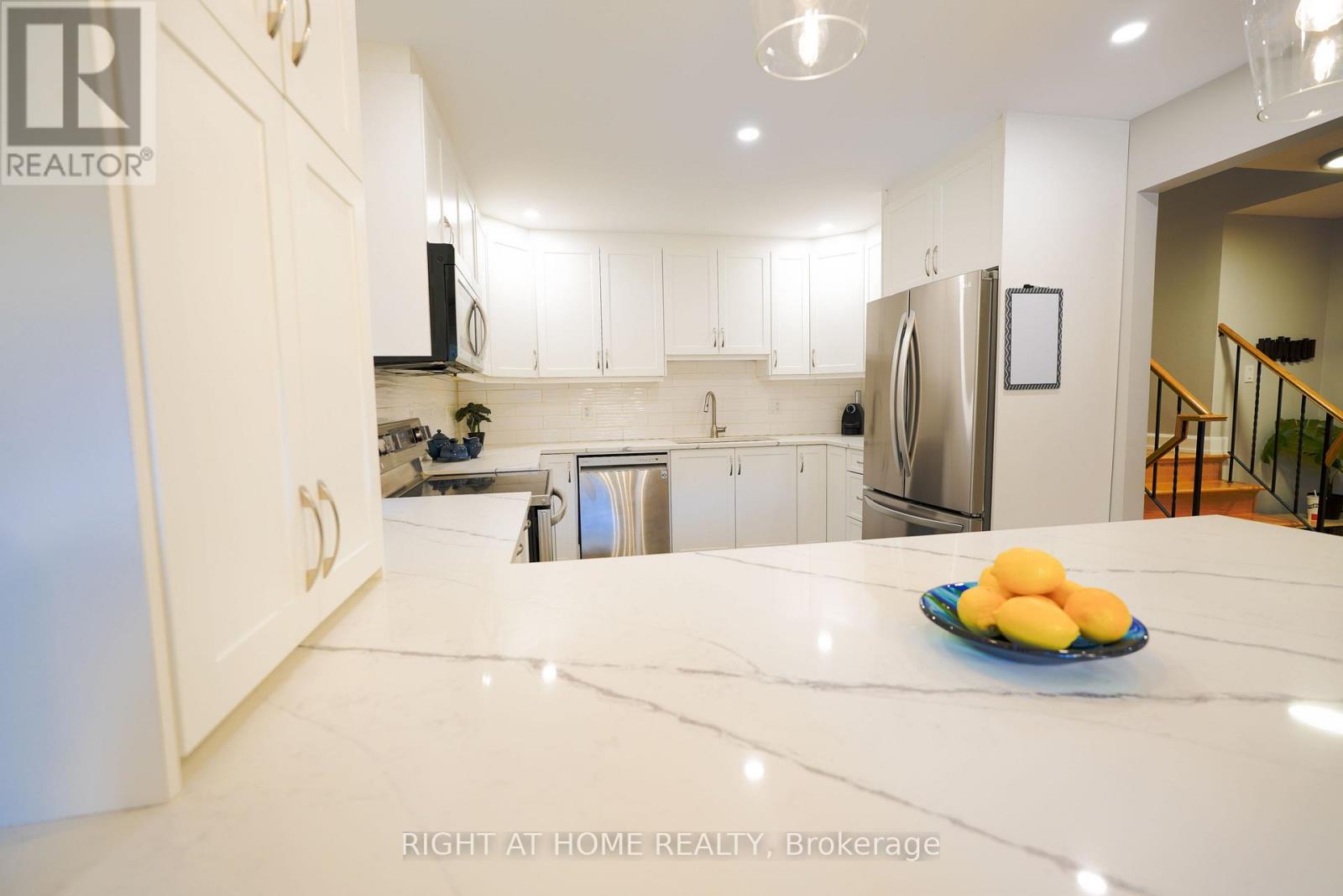 3 Pommel Crescent, Ottawa, Ontario  K2M 1A3 - Photo 11 - X13206440