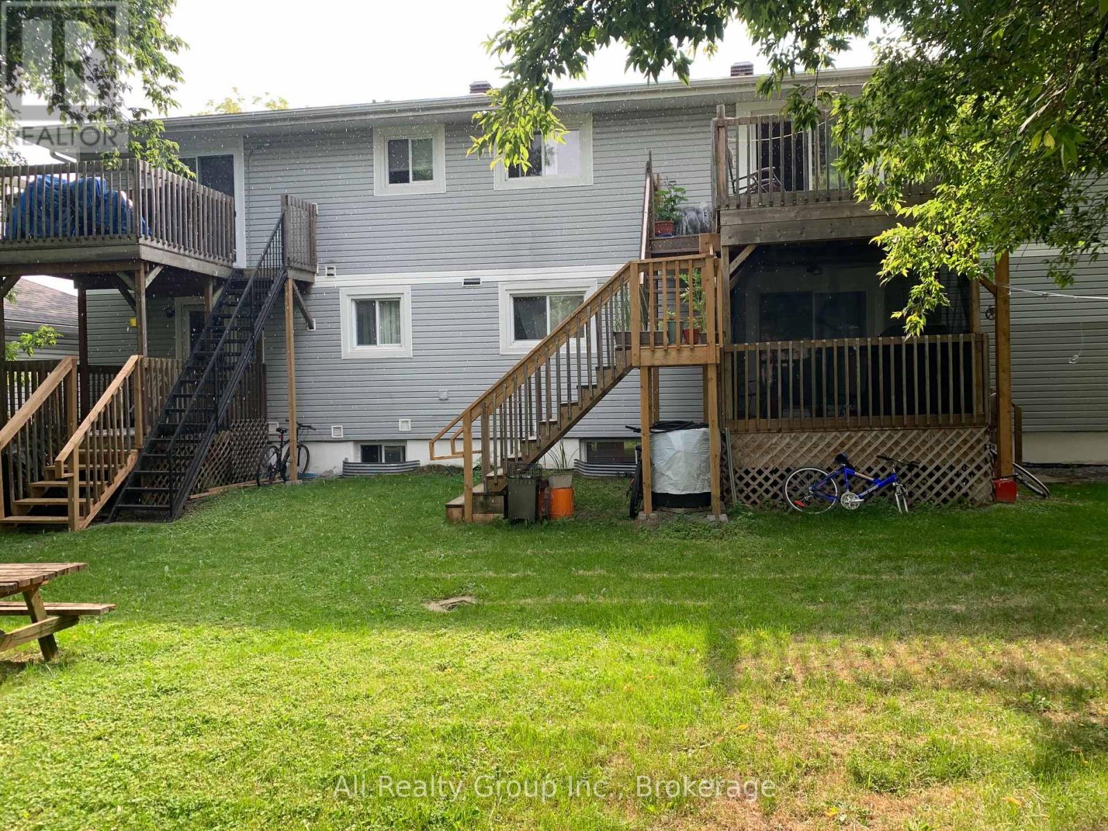 1549 Maxime Street, Ottawa, Ontario  K1B 3K9 - Photo 5 - X13206444