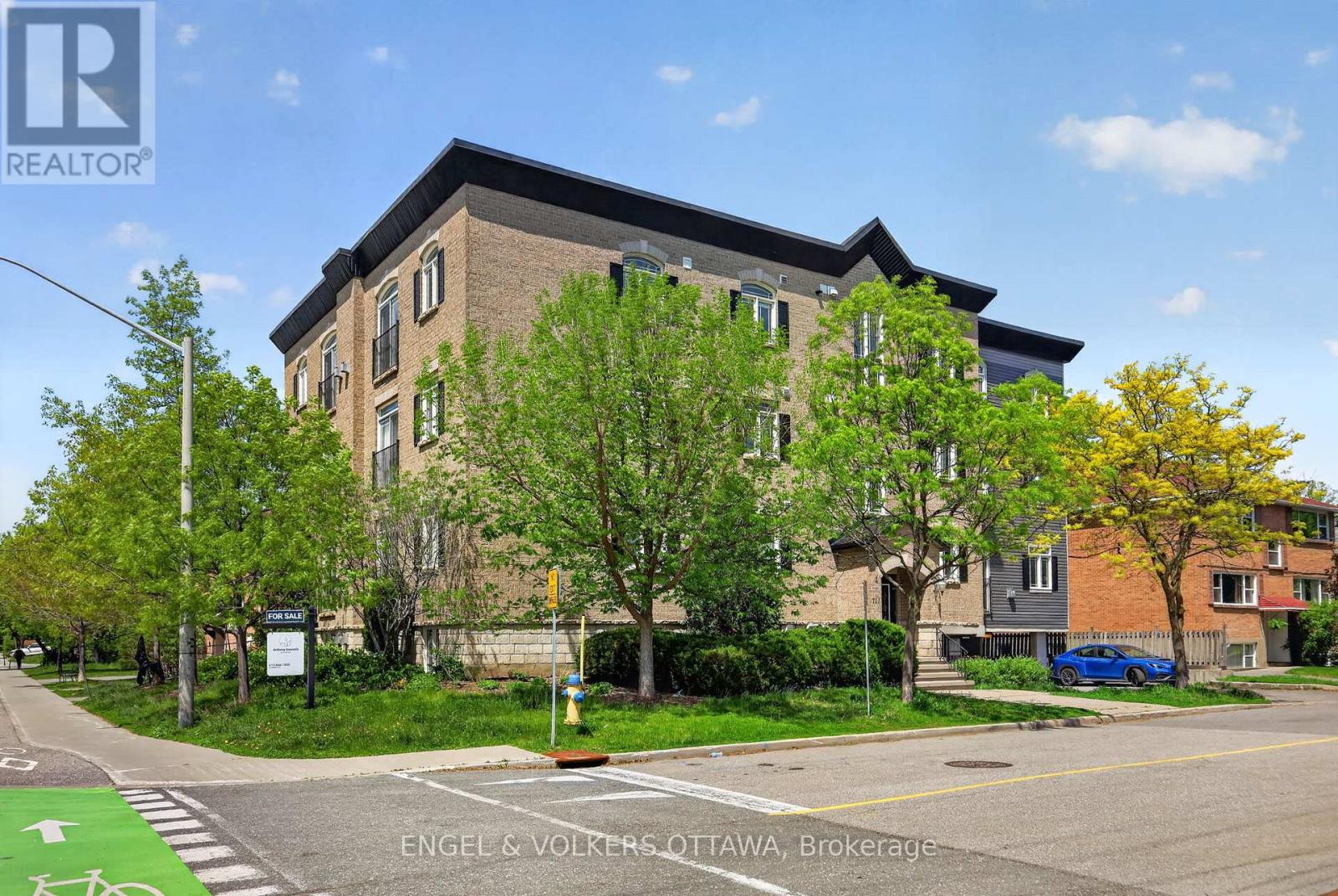 401 - 711 Churchill Avenue, Ottawa, Ontario  K1Z 7J9 - Photo 2 - X13206930