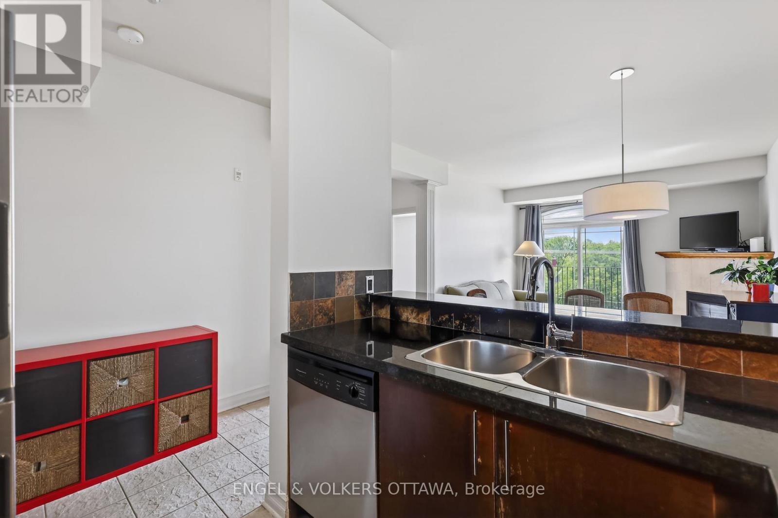 401 - 711 Churchill Avenue, Ottawa, Ontario  K1Z 7J9 - Photo 8 - X13206930