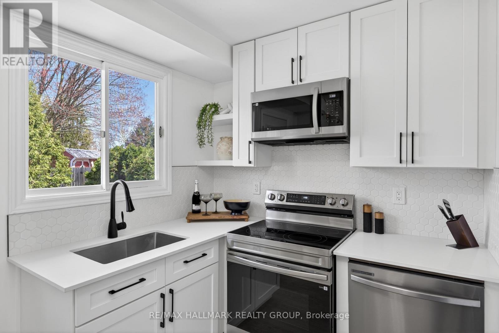 226 Old Colony Road, Ottawa, Ontario  K2L 1M7 - Photo 18 - X13206936
