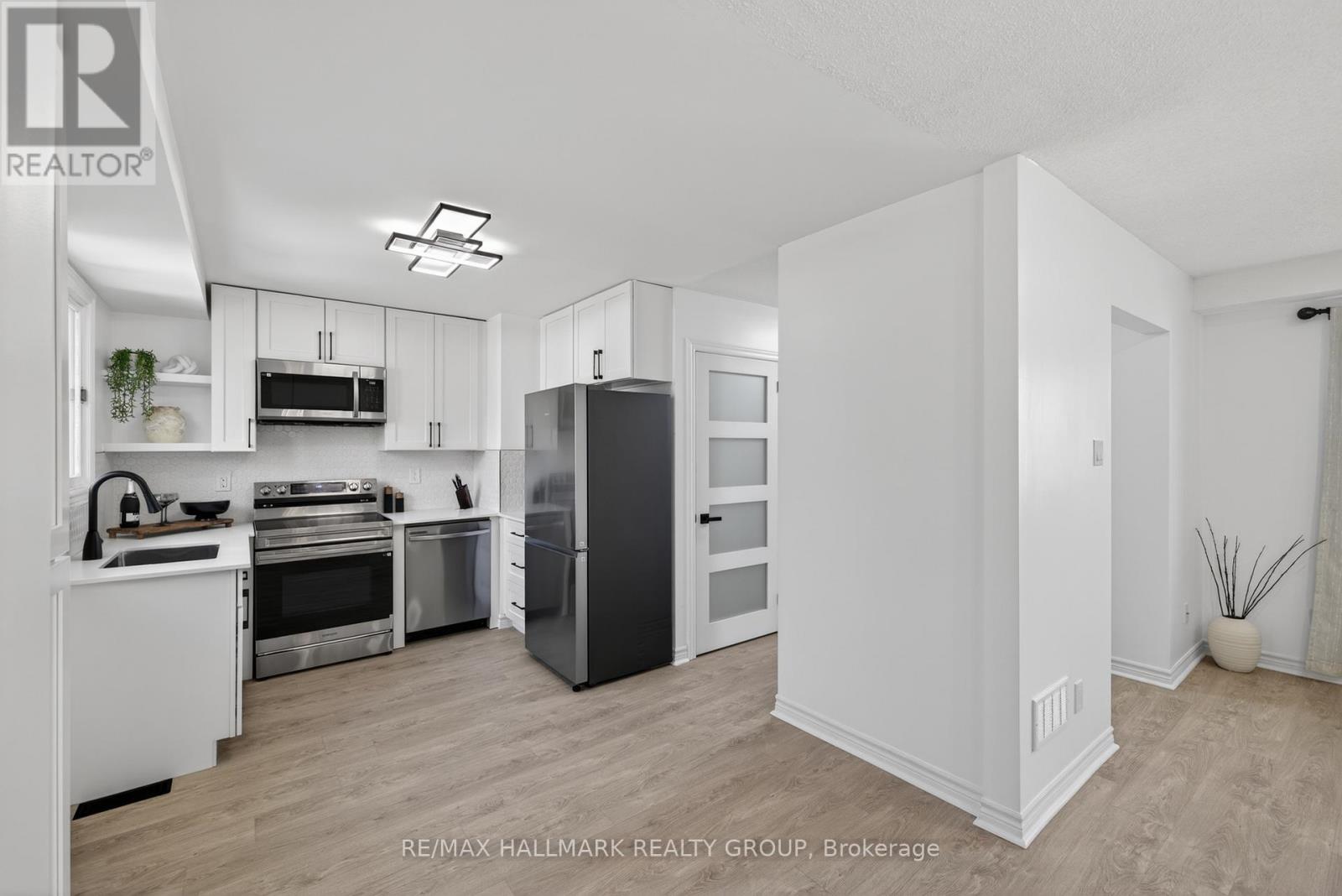 226 Old Colony Road, Ottawa, Ontario  K2L 1M7 - Photo 19 - X13206936