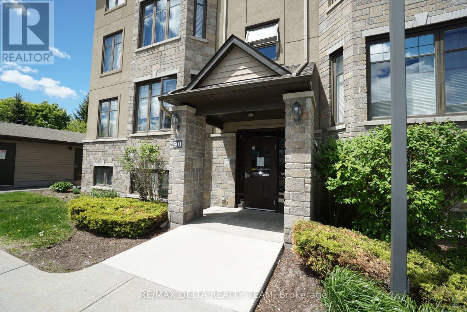 7 - 90 Prestige Circle, Ottawa, Ontario  K4A 0Y1 - Photo 2 - X13207010
