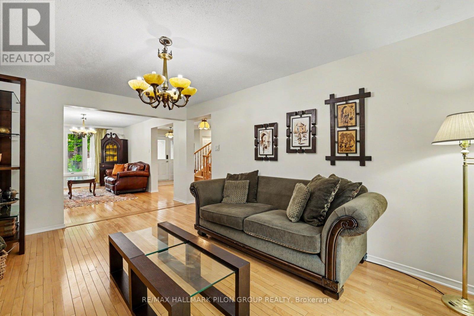 1674 Sansonnet Street, Ottawa, Ontario  K1C 5Y6 - Photo 14 - X13207140