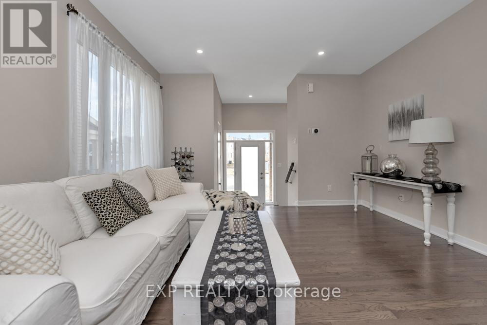 279 Falsetto Street, Ottawa, Ontario  K1W 0S4 - Photo 12 - X13207156