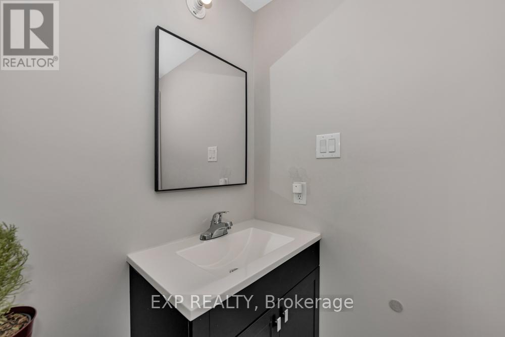 279 Falsetto Street, Ottawa, Ontario  K1W 0S4 - Photo 38 - X13207156