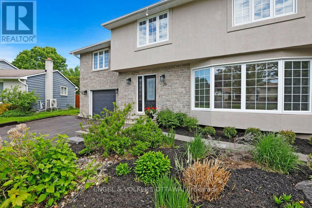 23 Biscayne Crescent, Ottawa, Ontario  K2E 5R9 - Photo 3 - X13207554