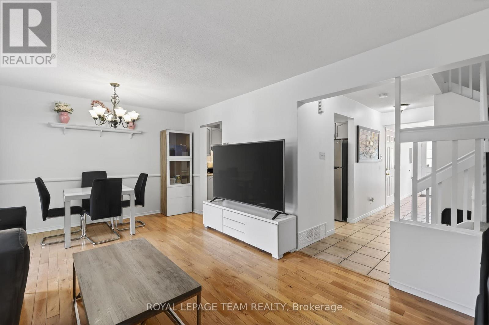4 Mill Hill Road, Ottawa, Ontario  K2H 9N4 - Photo 12 - X13207666